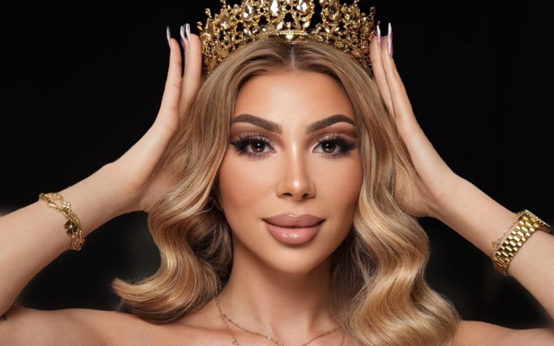 Esin Tombul Podyumların Ritmini Belirliyor: Yoğun Tempoda Sessiz Bir Güç